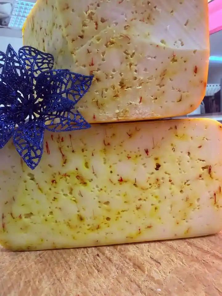 Сыр, в ассортименте фото 5